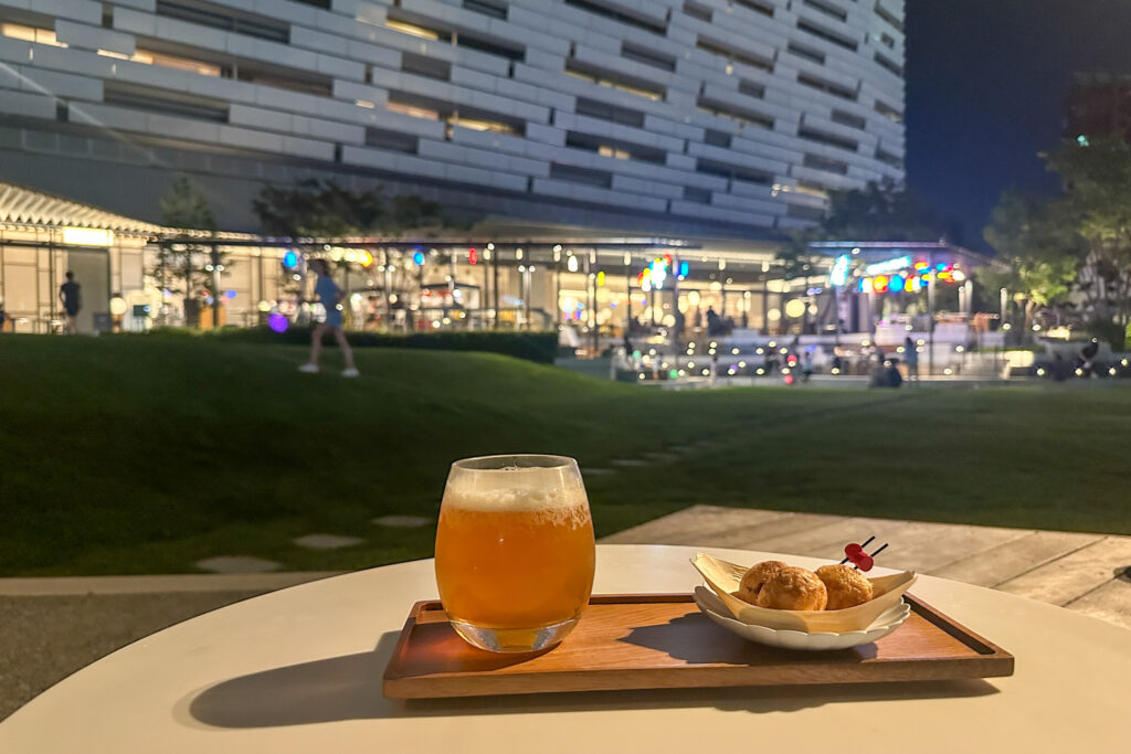 ビールとたこ焼き