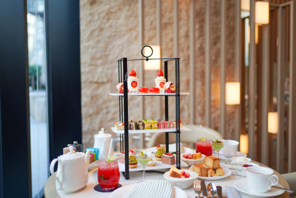 フォーシーズンズホテル大阪ストロベリーアフタヌーンティー