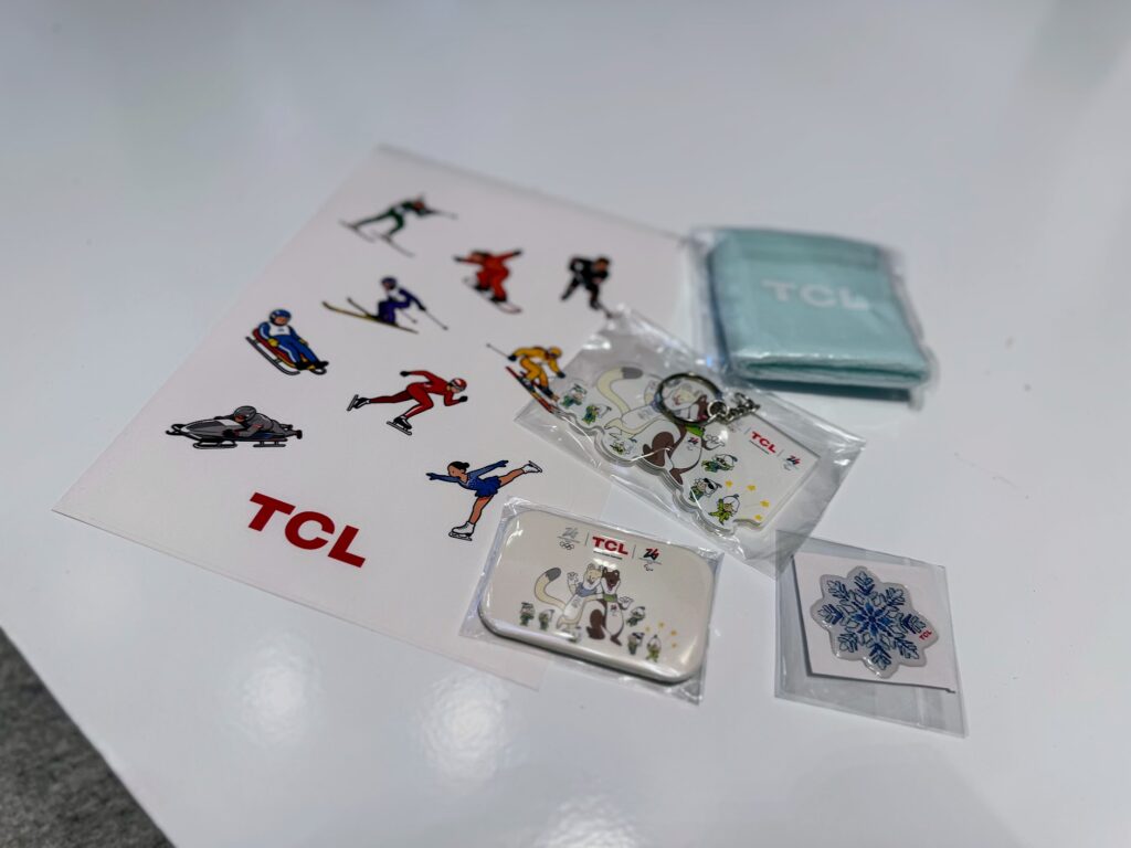 TCL  ミラノコルティナオリンピック　ガチャガチャ
