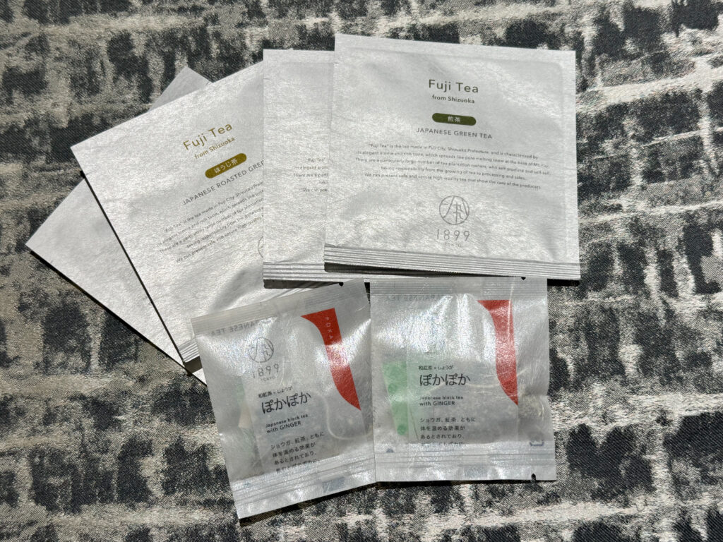 客室のお茶セット