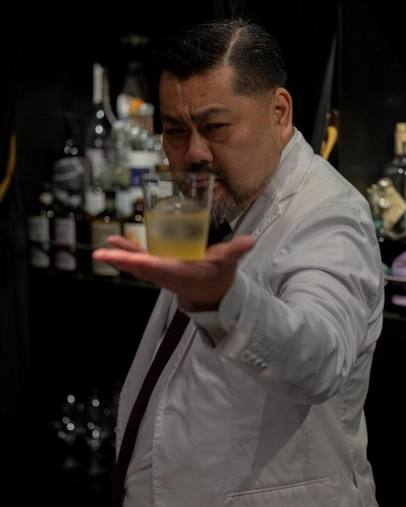 久保俊之
Ark Lounge (青森)