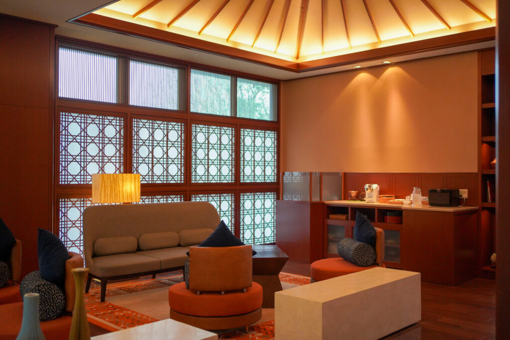 鴨川温泉 別邸 ラ・松廬 La・Shoro　専用チェックインラウンジ