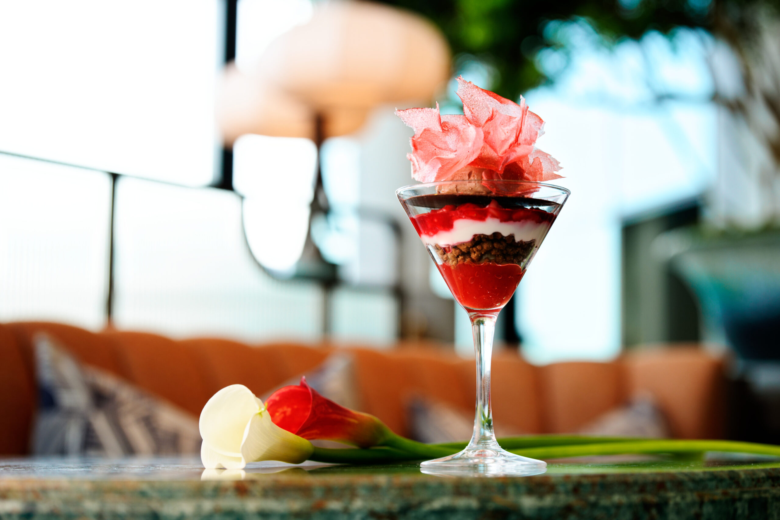 ウォルドーフ・アストリア大阪 アフタヌーンティー いちごとカカオのクープ