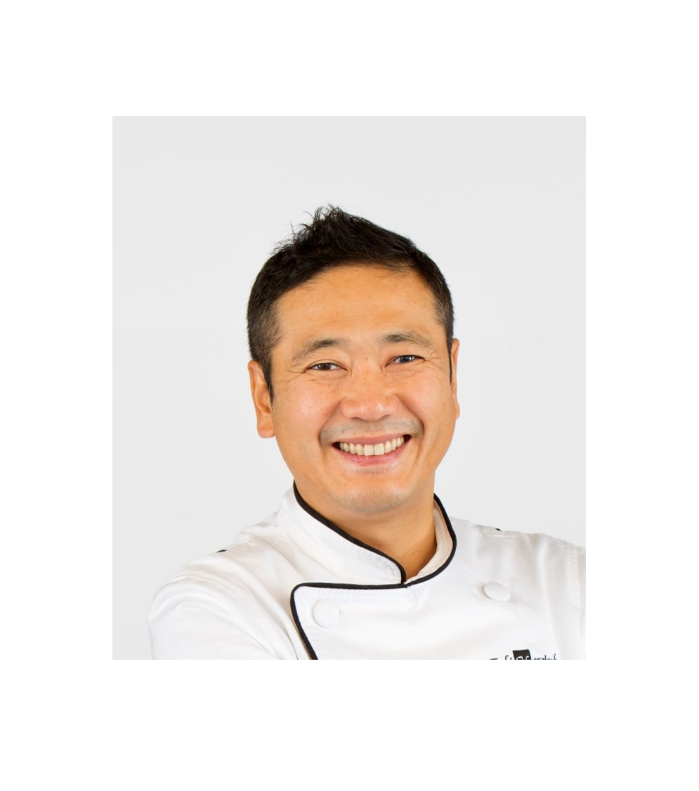 「Toshi Yoroizuka 」オーナーシェフ・鎧塚俊彦さん