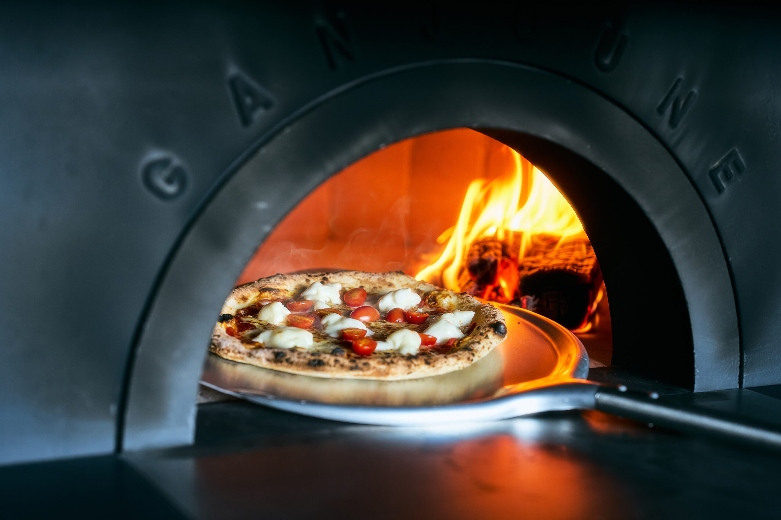 Fairmont-Tokyo-Kiln-Tonic-Signature-Dish-Pizza