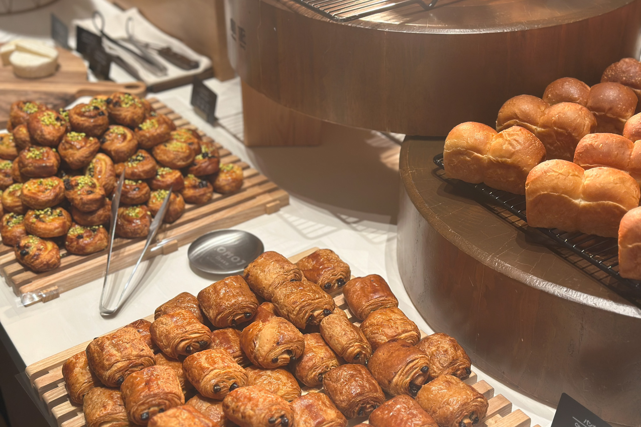 焼きたてパン