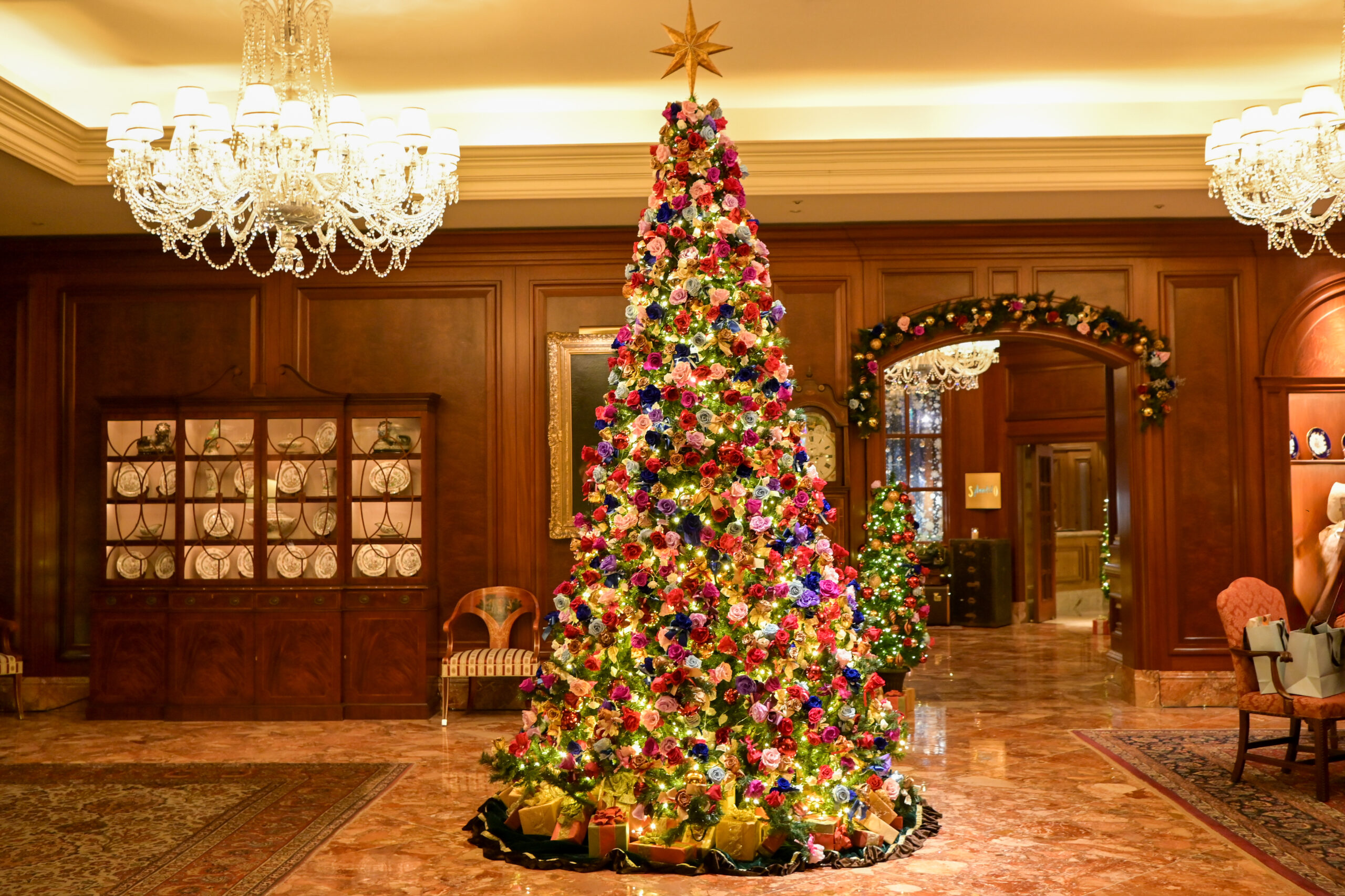 ザ・リッツ・カールトン大阪クリスマスツリー2025