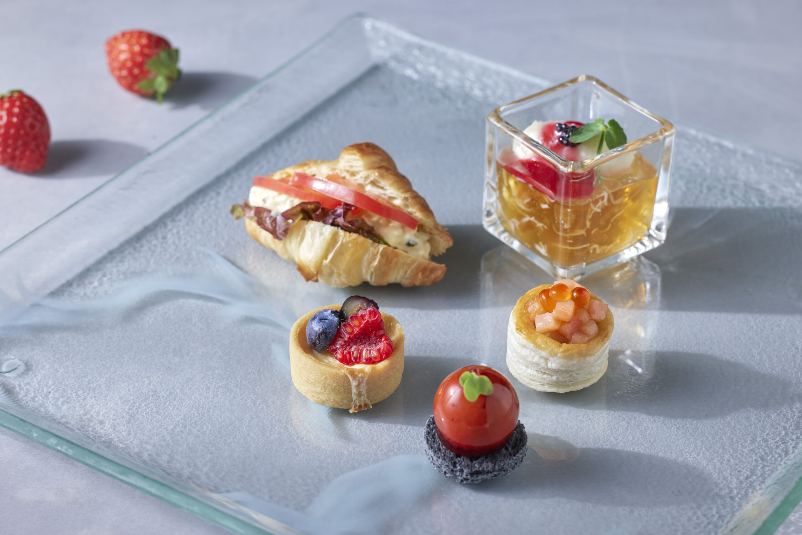 ウェスティンホテル東京ストロベリーアフタヌーンティー