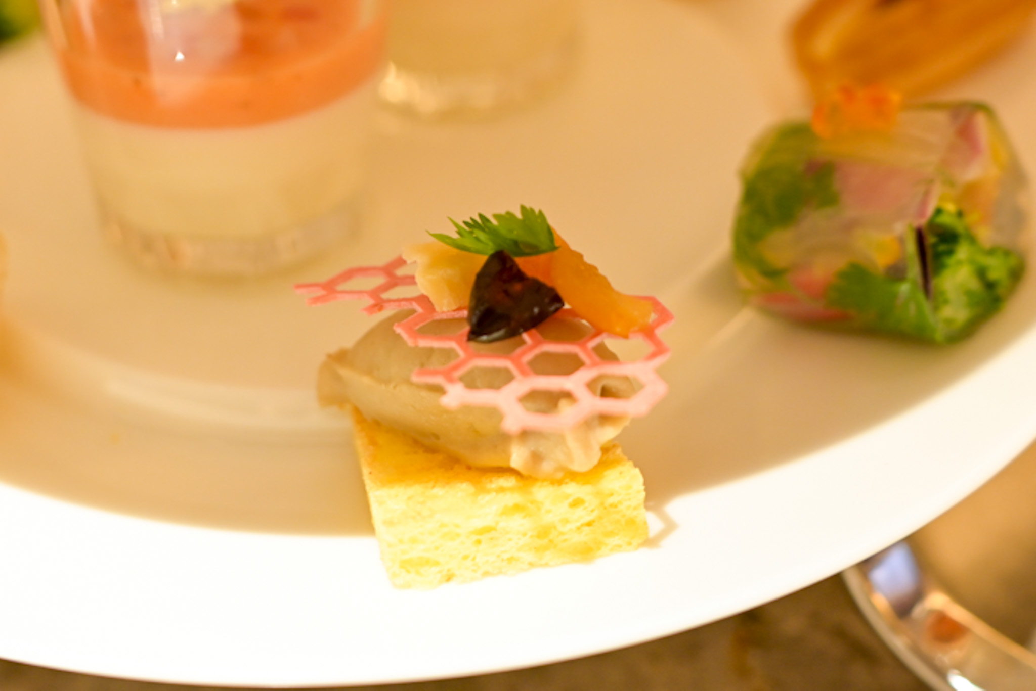 マリー・アントワネット by マノロ ブラニク アフタヌーンティー