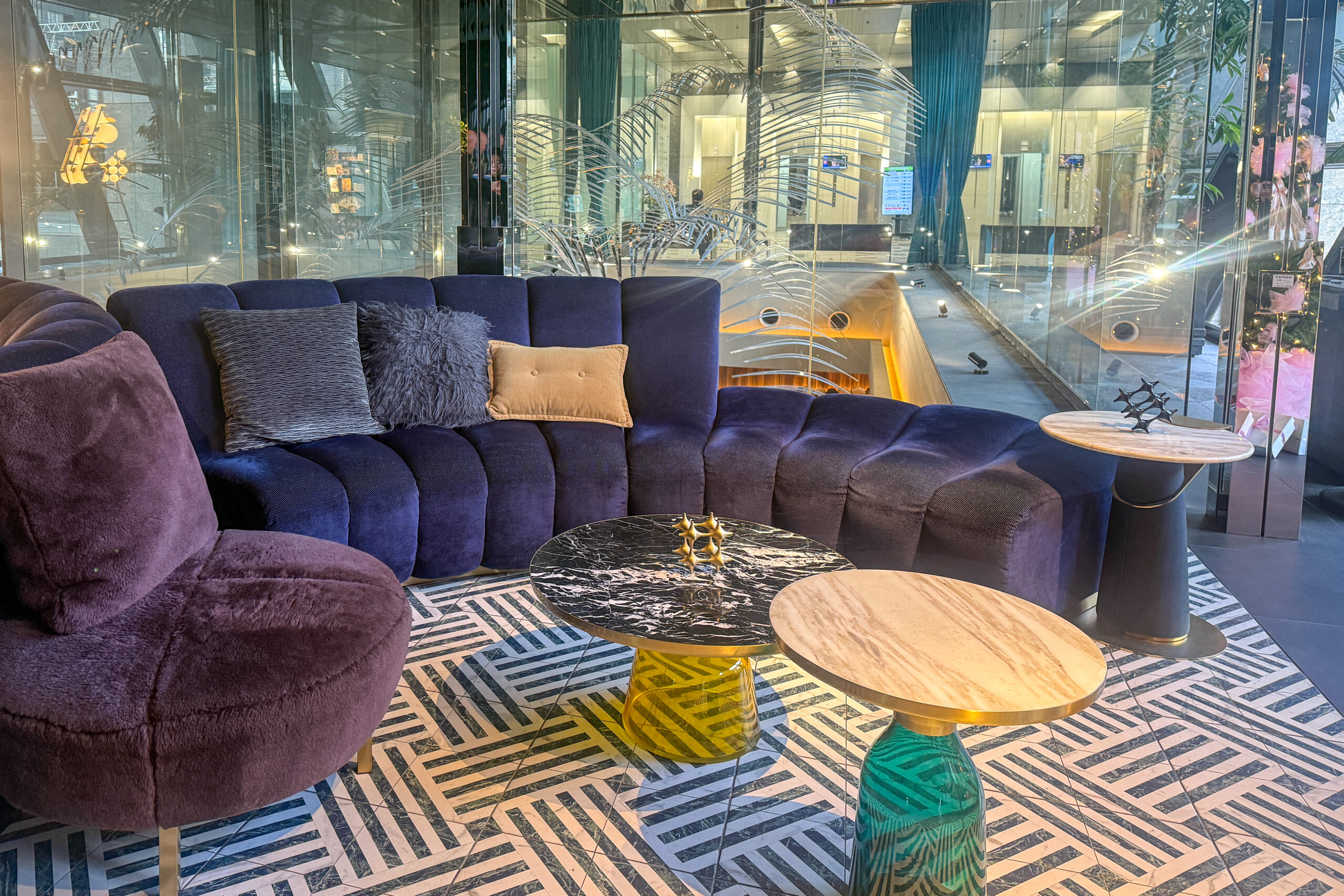 メルキュール東京日比谷
ロビー