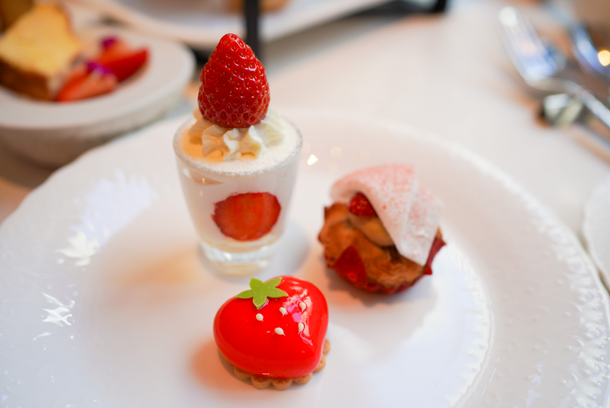 フォーシーズンズホテル大阪ストロベリーアフタヌーンティー