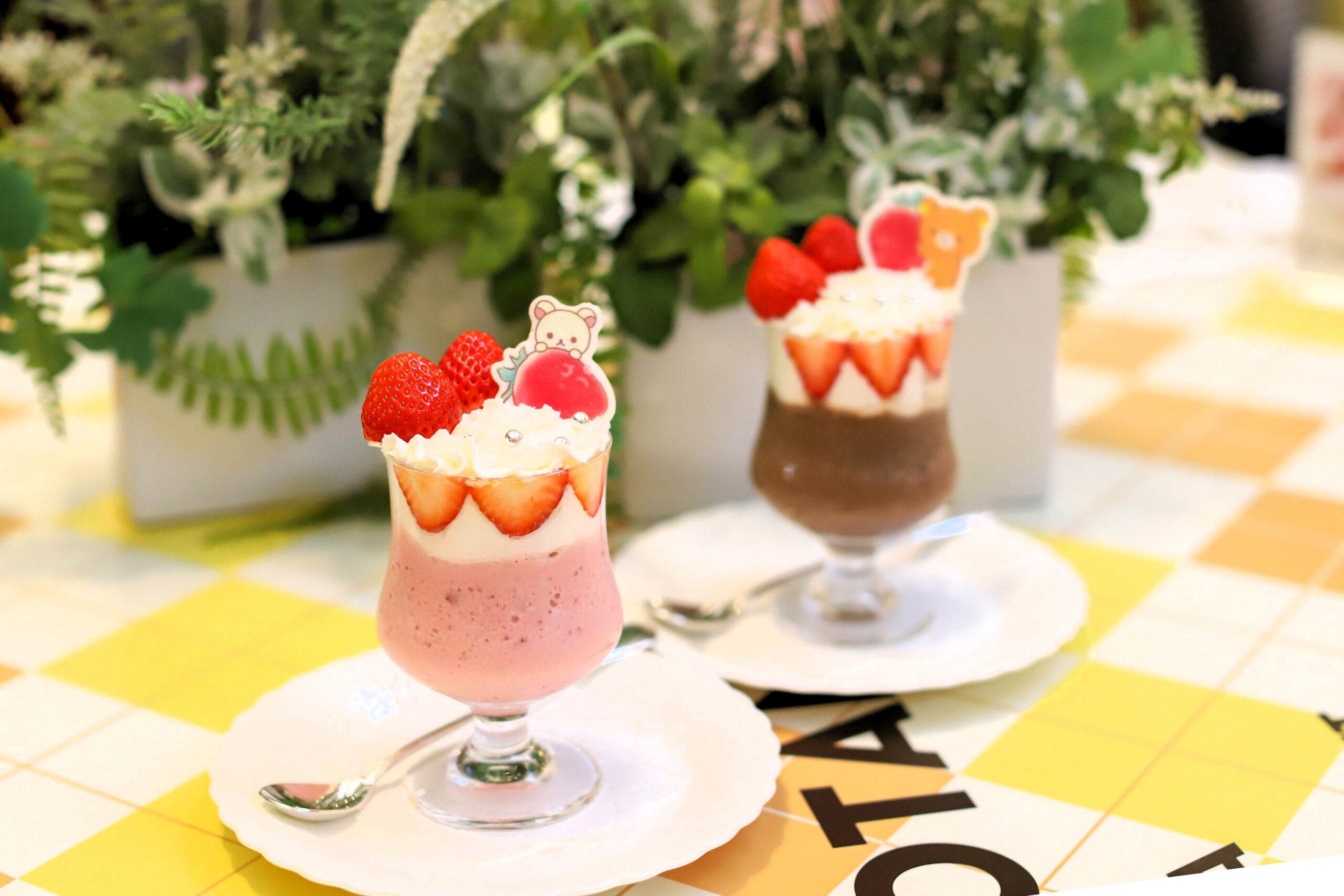 ホテルニューオータニ大阪 さつきラウンジ いちごビュッフェ ジュエリーテーマ オプション「リラックマコラボスペシャルドリンク」