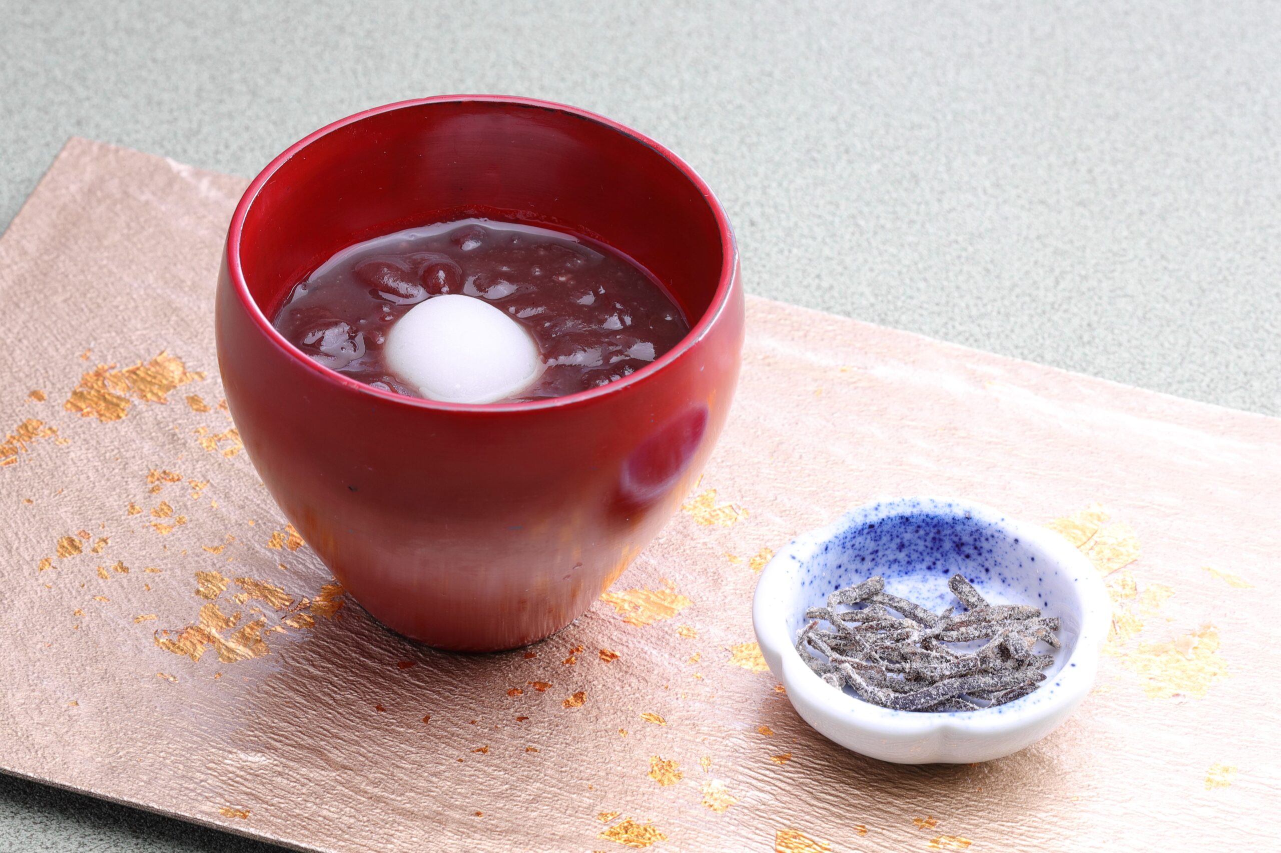 「シェラトン都ホテル大阪」ナイトアフタヌーンティー「Night 和sweets ～和食の料理長が作る和のアフタヌーンティー」春バージョン スイーツ