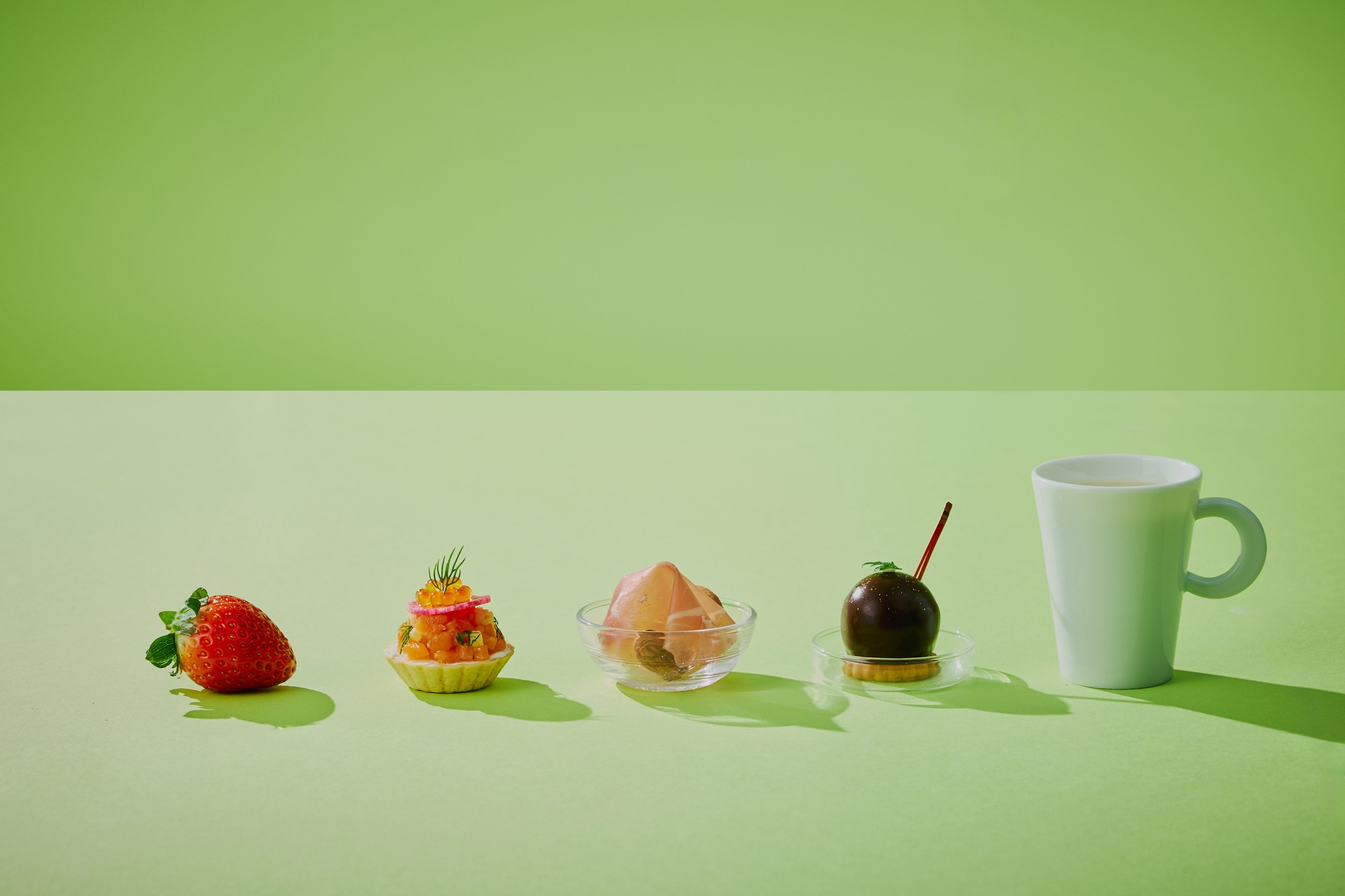 大阪ステーションホテル「Afternoon Tea “VOYAGE” La saison des Iga do-dan fraises」セイボリー