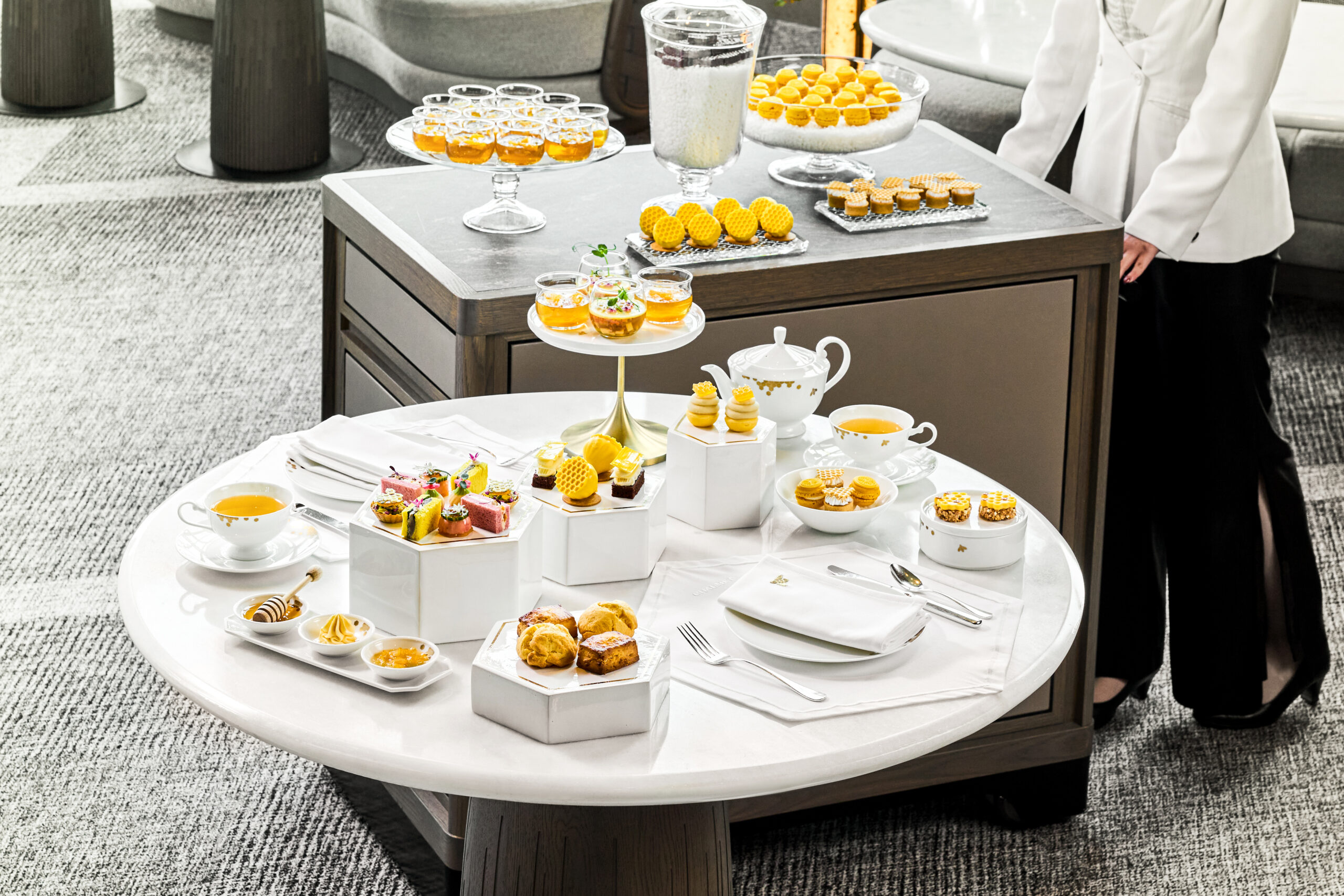 ザ・リッツ・カールトン東京 ビー ドゥ ショーメ アフタヌーンティー  全体