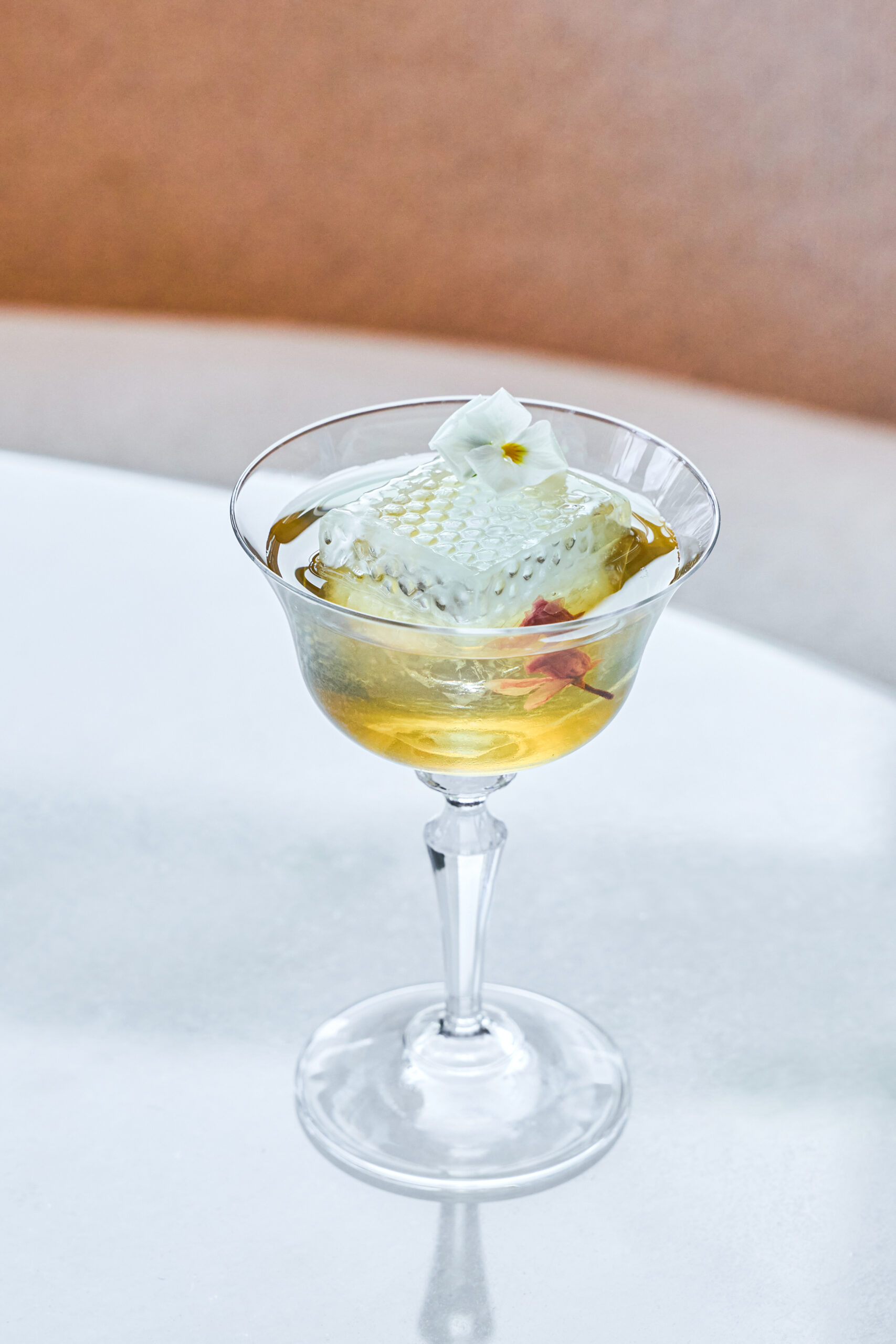 ザ・リッツ・カールトン東京 ビー ドゥ ショーメ アフタヌーンティー  モクテル ザ・ゴールデン・オブ・ザ・ビーハイブ