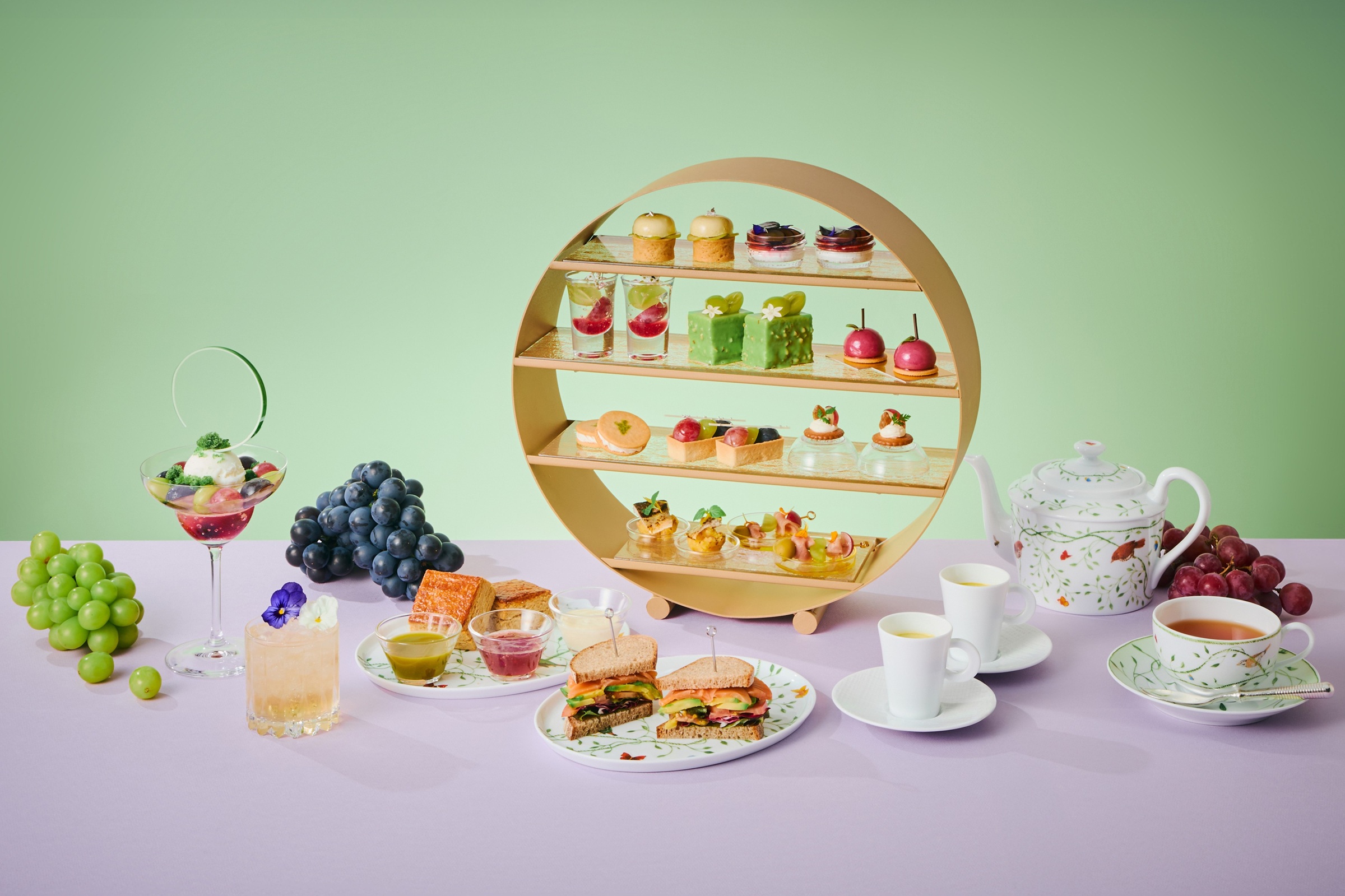 「大阪ステーションホテル」Afternoon Tea “VOYAGE” La saison des raisins
